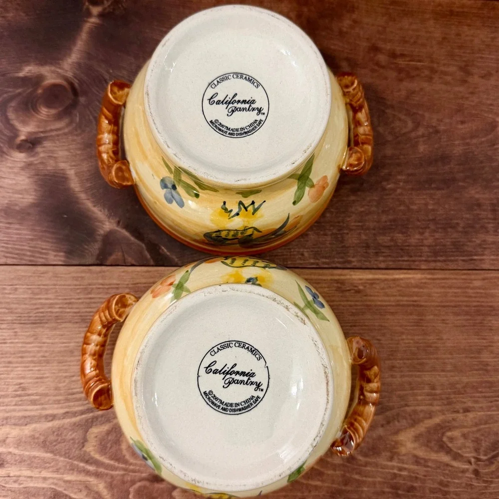 Classic Ceramics Calif. Pantry Dbl Handle Rooster Deco Soup Bowl 2 Hand Painted